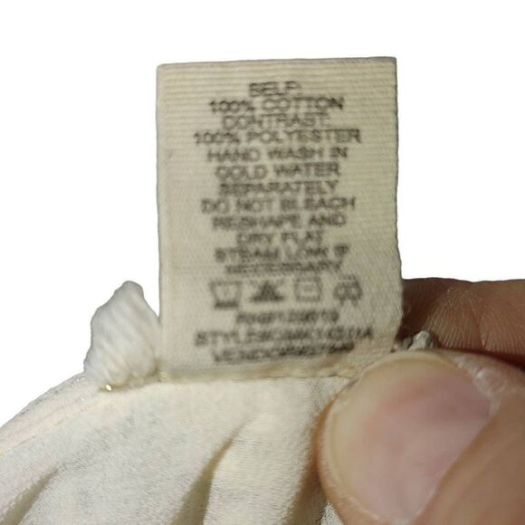 Gimmicks By BKE Women's Cream Crochet Long Bell Sleeve Blouse Top Size S - Picture 4 of 12